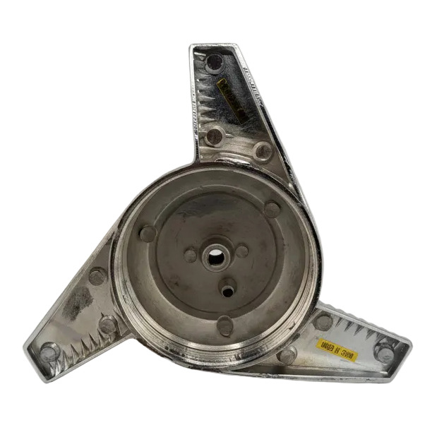 3 EAR ANGLED RIBBED CHROME SPINNER Internal Diameter: 2.91" External Diameter: 5.51" Protruding Depth: 1.18"