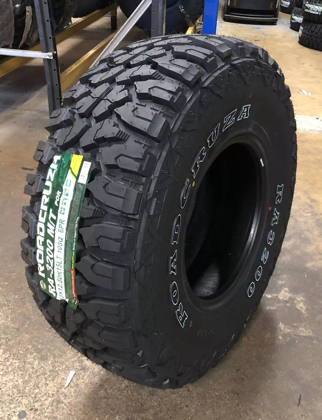 Roadcruza RA3200 37/13.50R20