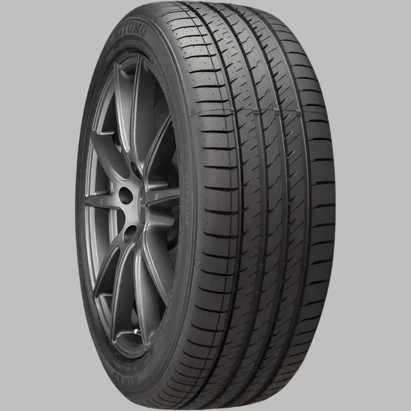 Sumito HTR - 275/40r17